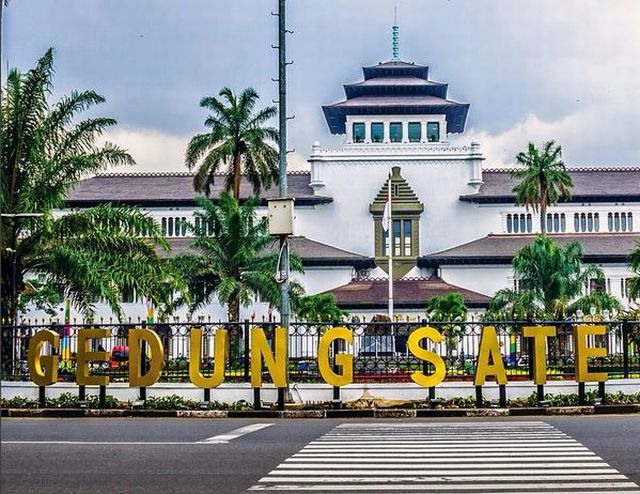 SMA dan Boarding School Penuh Prestasi di Jawa Barat